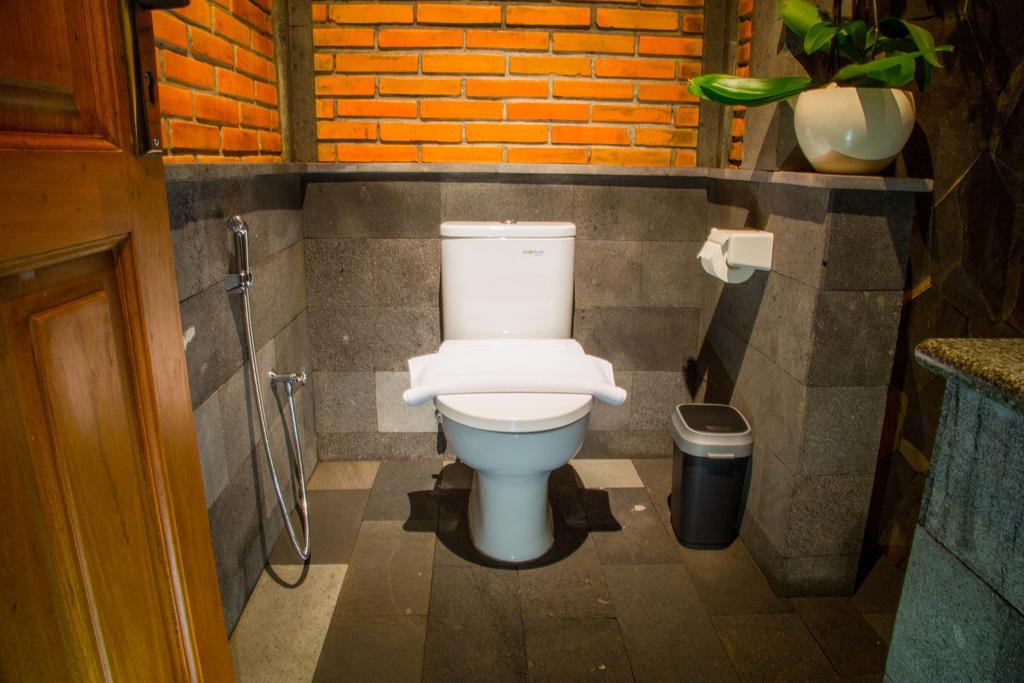 Ari La Homestay Ubud Exterior foto
